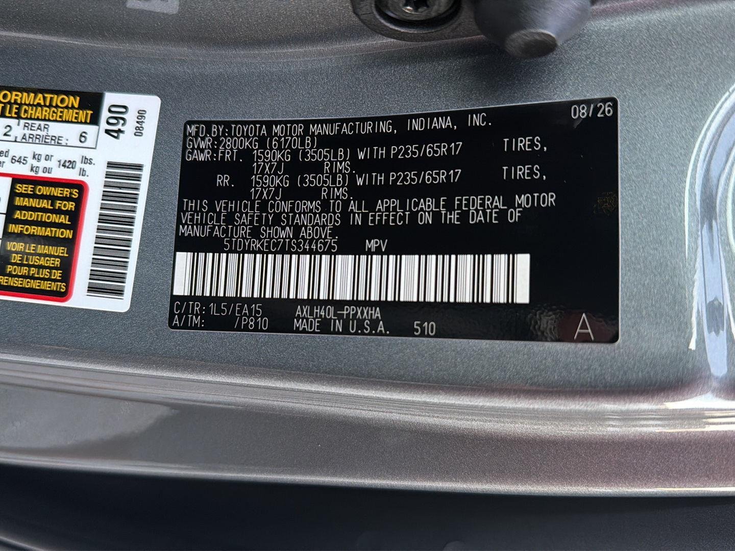 New 2026 Heavy Metal Toyota XLE 8-Passenger image 35