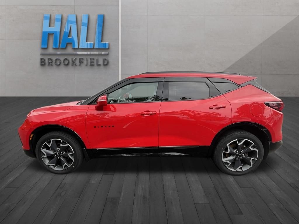 Used 2019 Red Chevrolet RS image 2