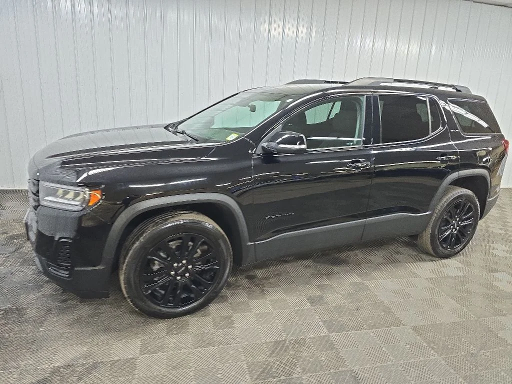 Used 2023 Black GMC SLE image 6