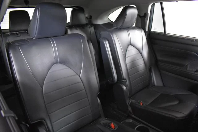 2023 Toyota Highlander XLE - Photo 20