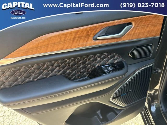 Used 2023 Brown Jeep Summit Reserve image 17