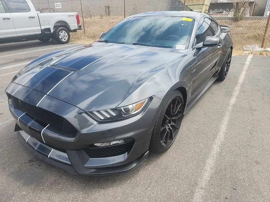 Used 2016 Gray Ford Shelby GT350 image 4
