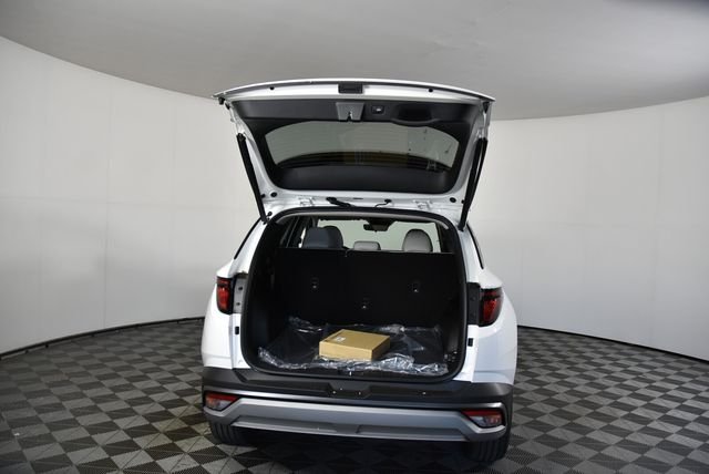 New 2026 White Hyundai SEL Plus AWD image 20