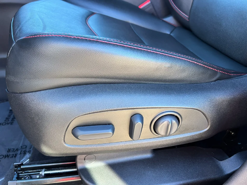 Used 2023 Red Chevrolet RS image 14