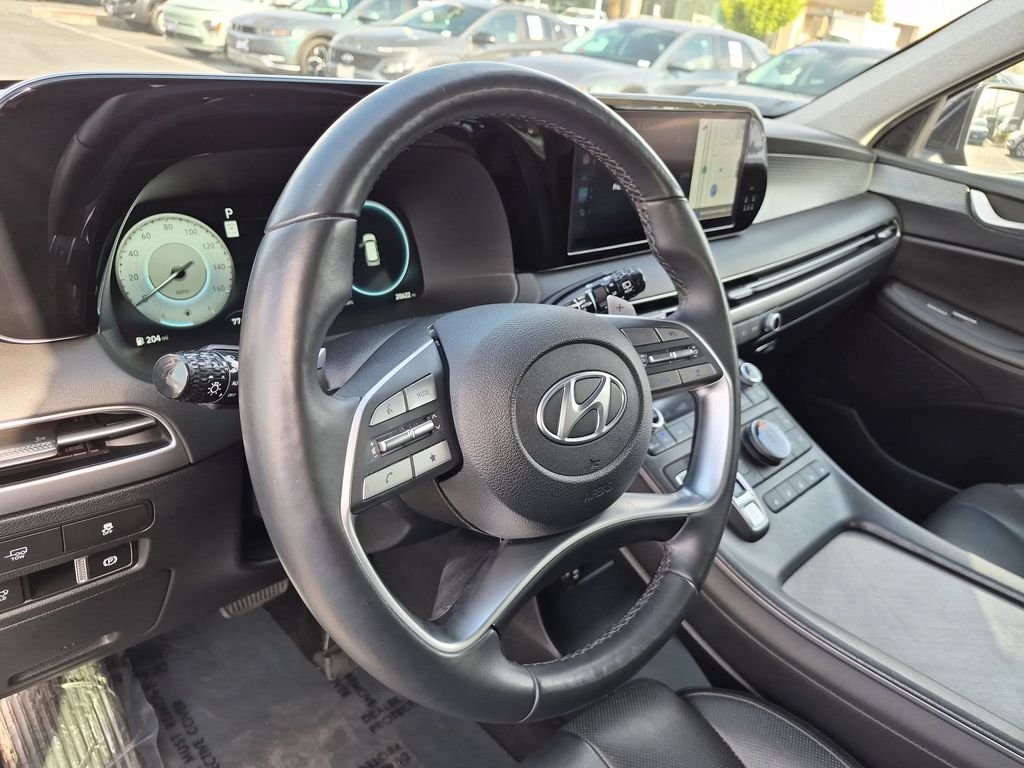 Used 2024 Black Hyundai Limited image 18