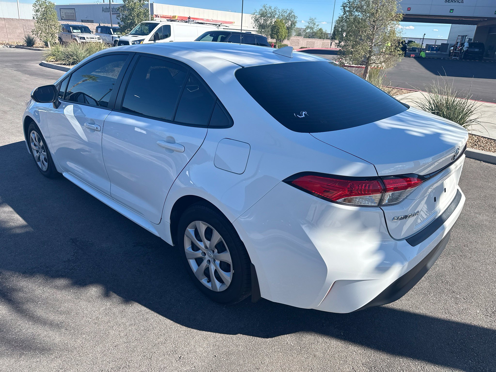 Used 2024 Ice Toyota LE image 4