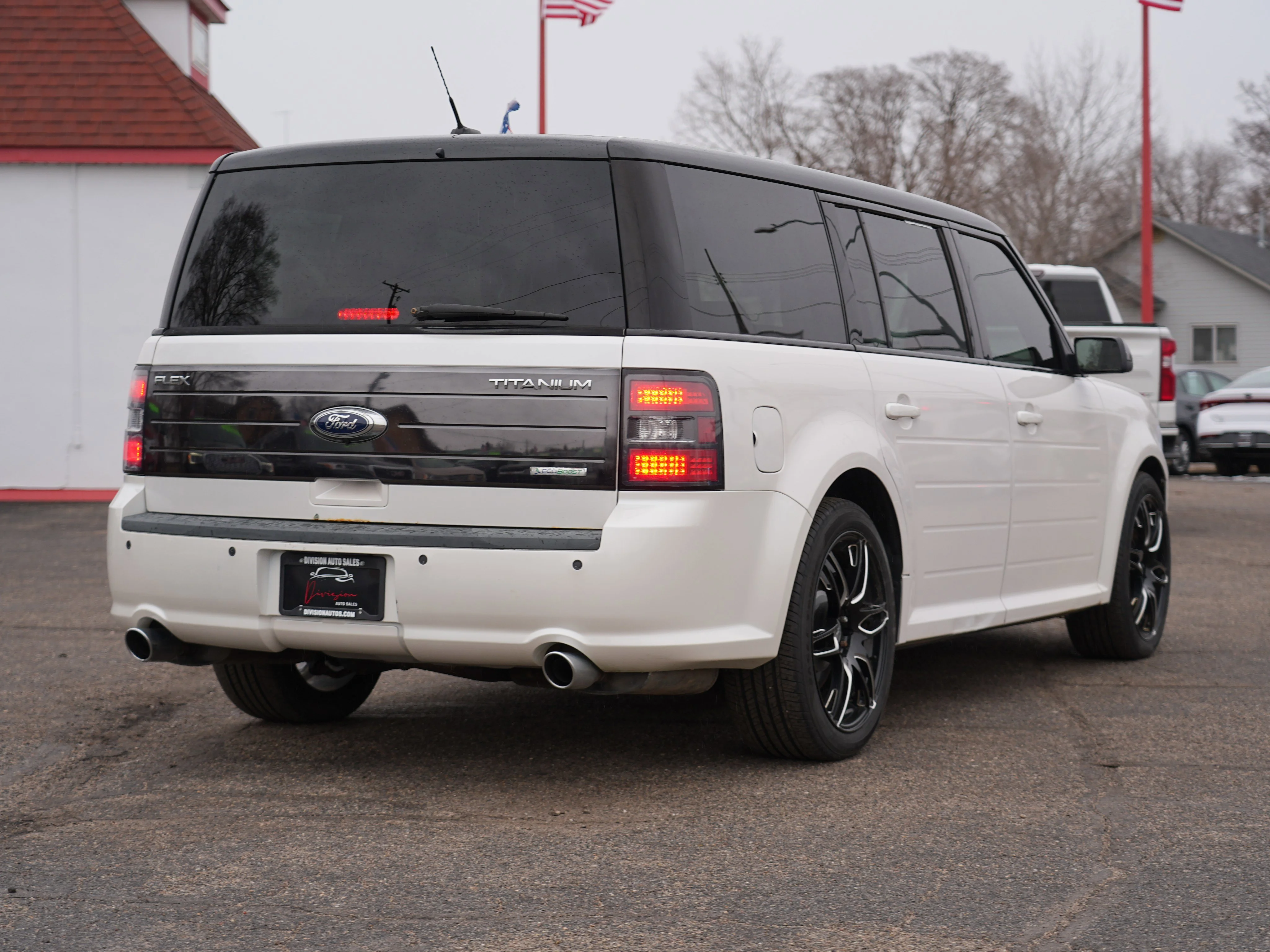 2011 Ford Flex Titanium - Photo 3