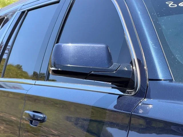 Used 2020 Blue Chevrolet LT image 9