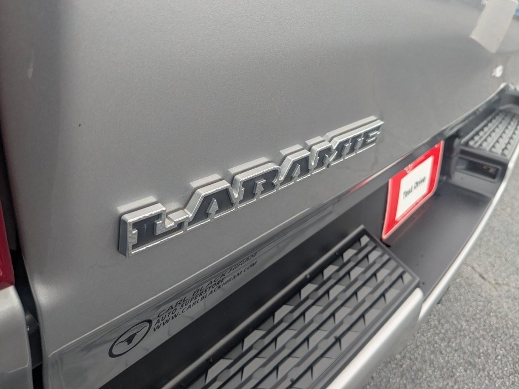 Used 2022 Billet Silver Metallic Clearcoat Ram Laramie image 28