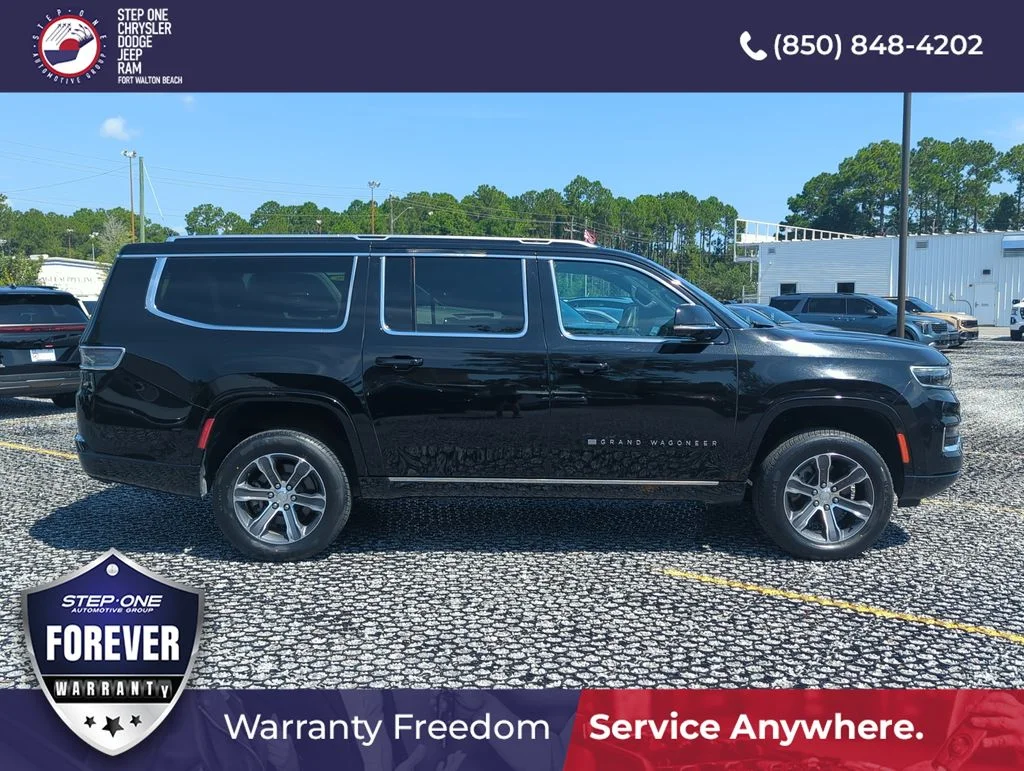 Used 2024 Black Jeep Base image 7