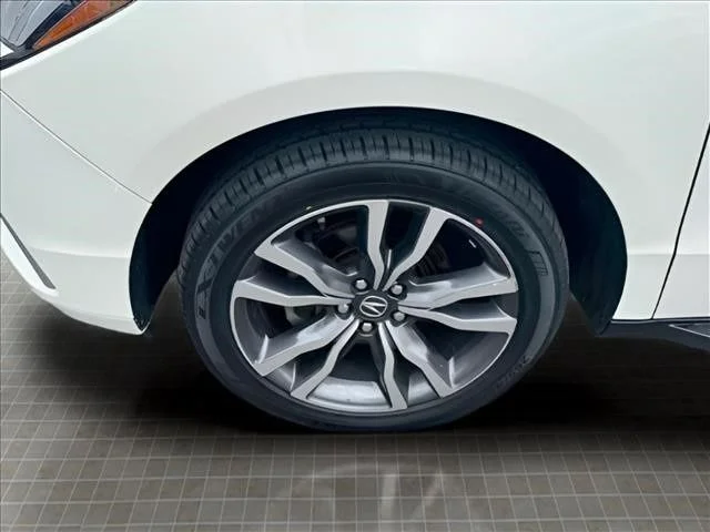 Used 2019 White Acura 3.5L Advance Pkg w/Entertainment Pkg image 15