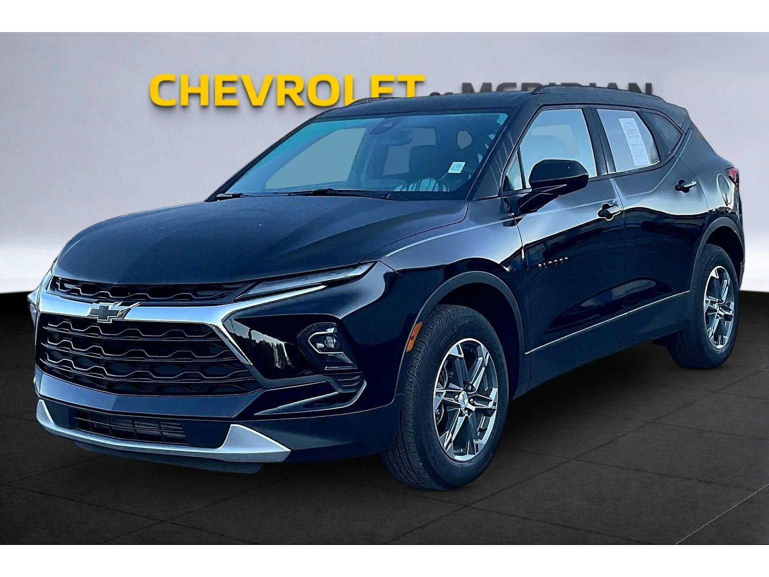 Used 2024 Black Chevrolet 2LT image 9