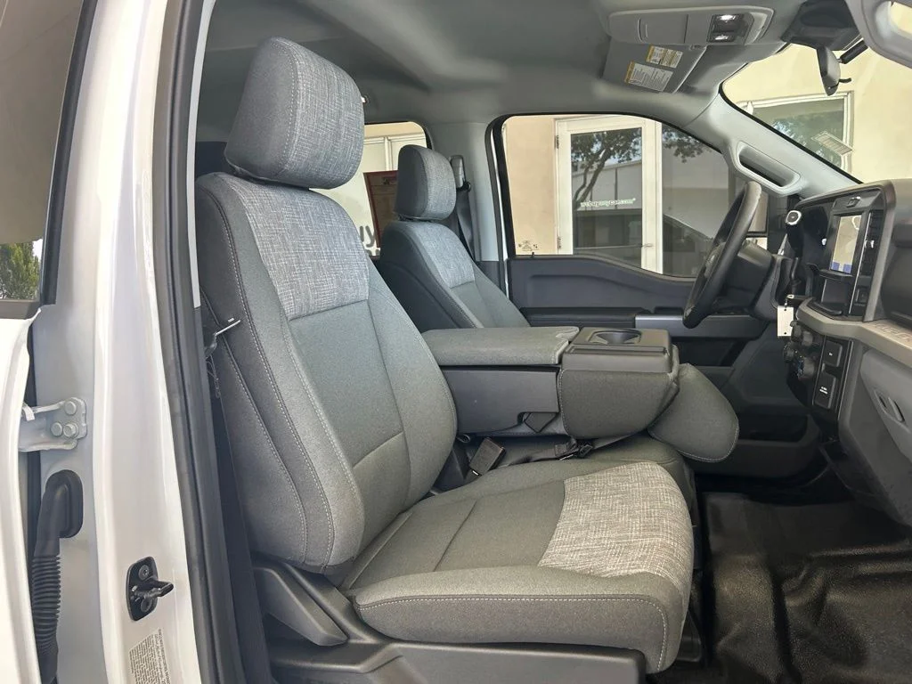 Used 2025 White Ford XLT image 23