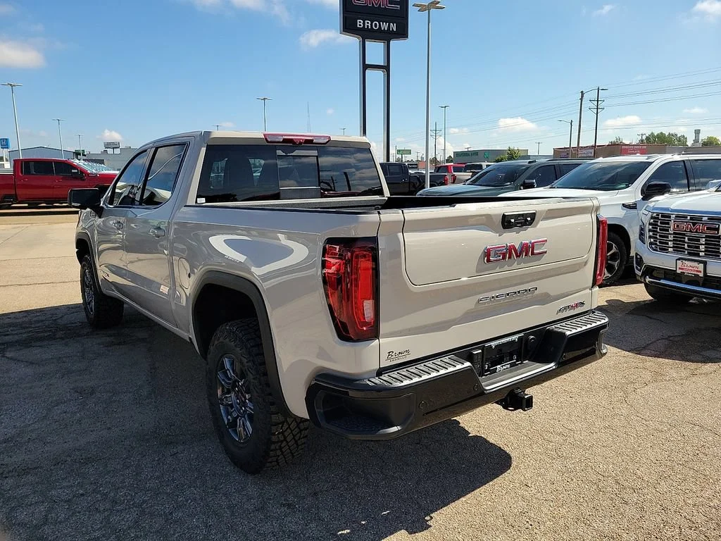 2026 GMC Sierra 1500 AT4X - Photo 7