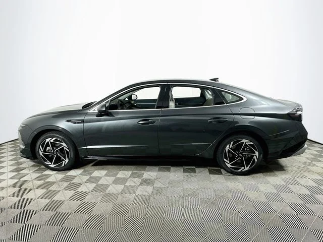New 2026 Hyundai SONATA SEL Sport
