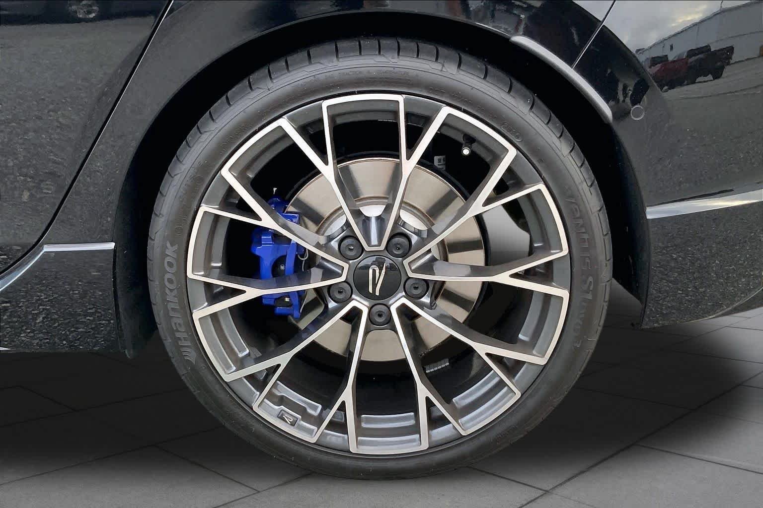 Used 2026 Mythos Black Metallic Volkswagen  image 10