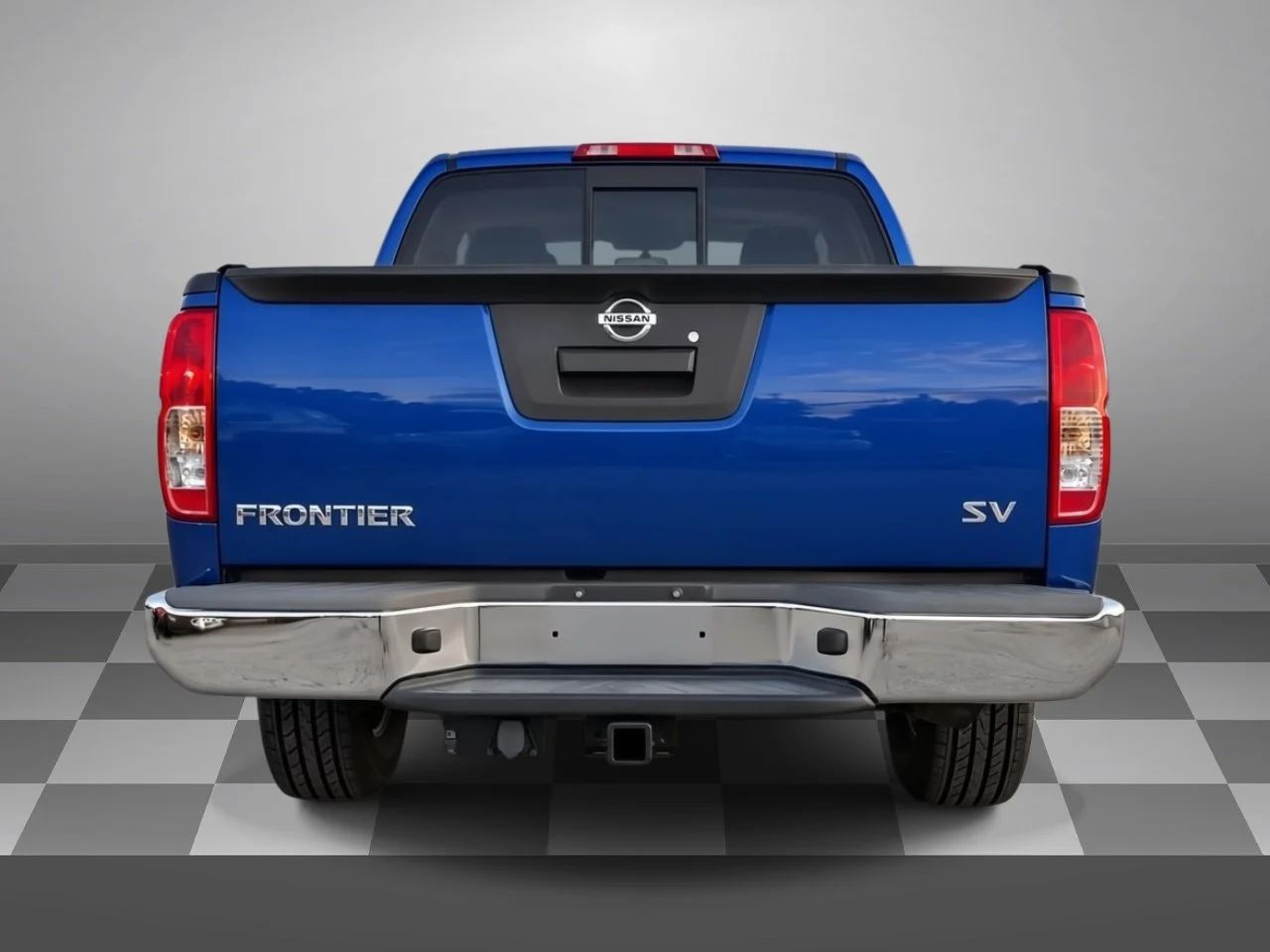 Used 2015 Metallic Blue Nissan S image 4