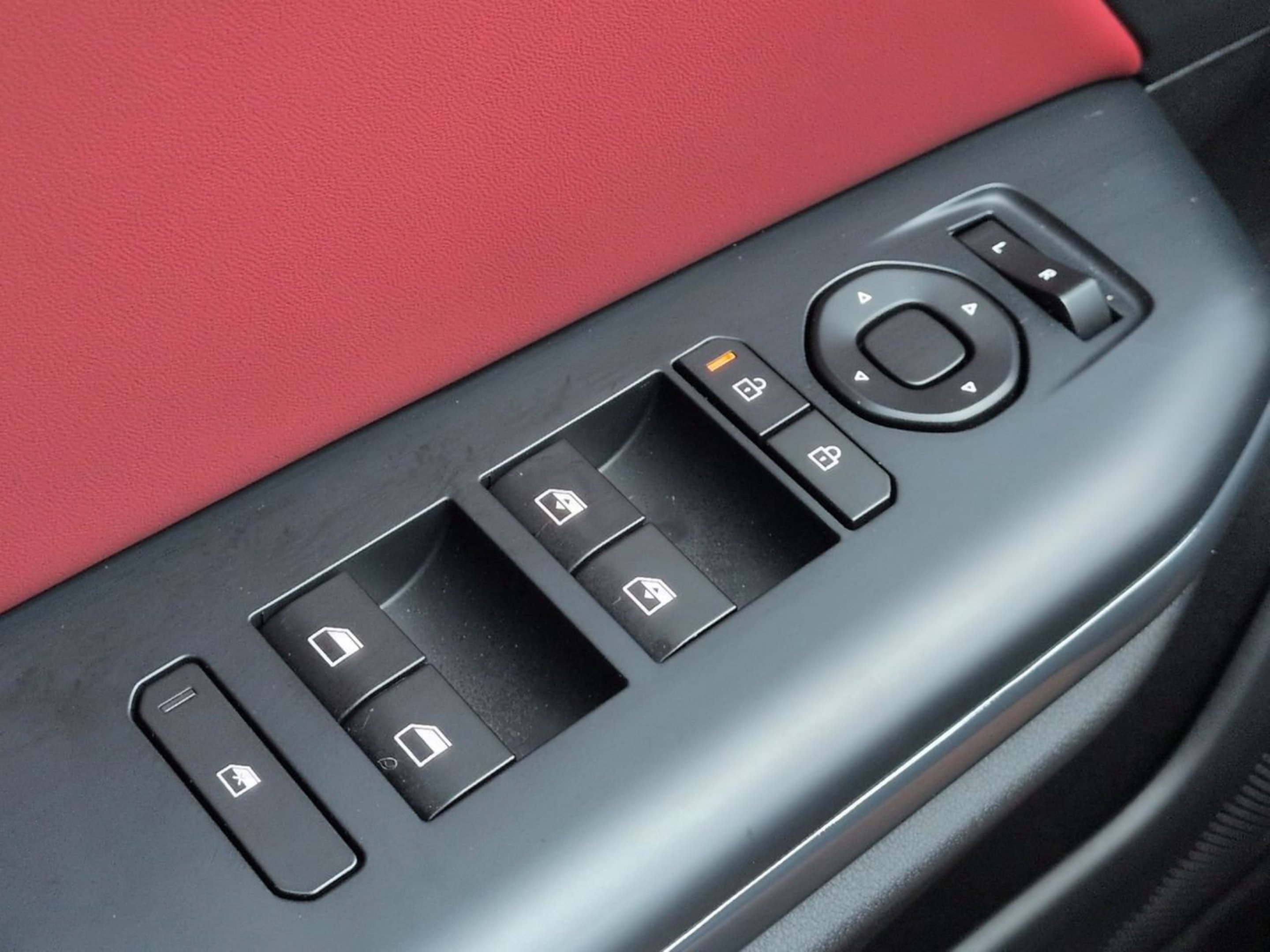 New 2026 Interstellar Gray Kia GT-Line image 18
