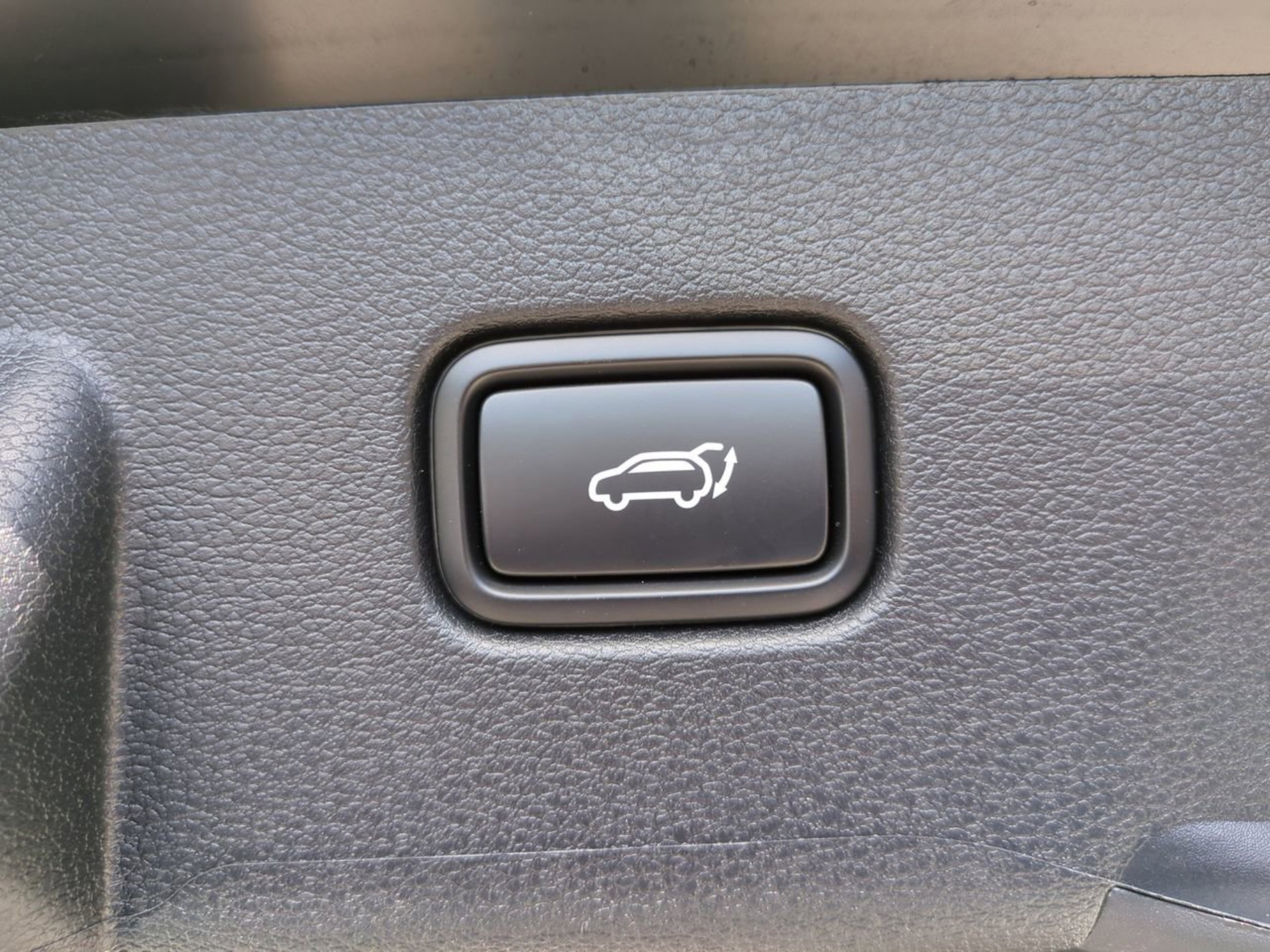 New 2026 Ebony Black Kia EX image 17