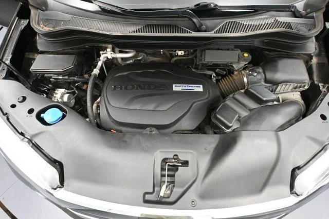 Used 2016 Black Honda EX-L image 49