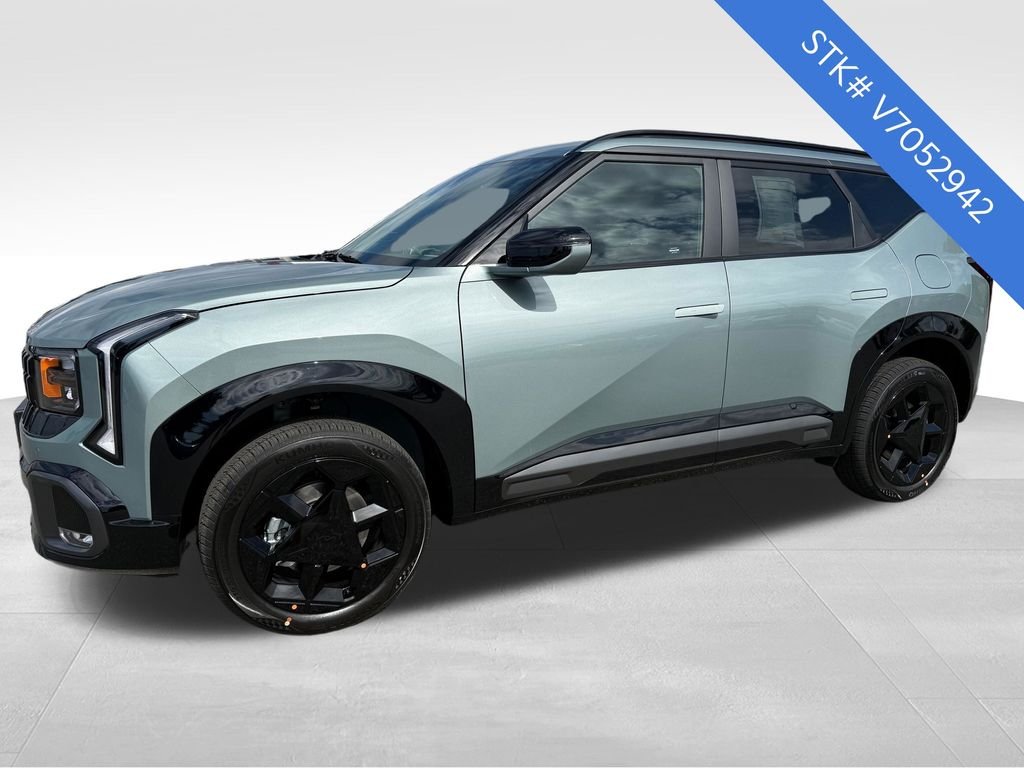 New 2027 Iceberg Green Kia X-Line S image 3