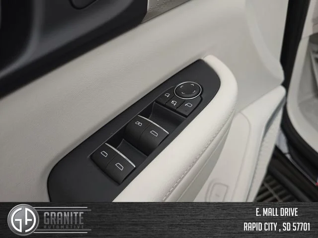 2026 Buick Enclave Avenir - Photo 12