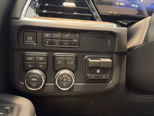 2026 Chevrolet Suburban High Country - Photo 20