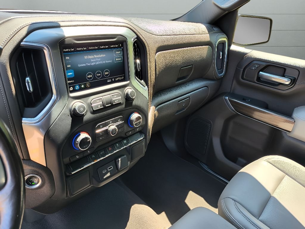 2021 Chevrolet Silverado 1500 LT - Photo 18