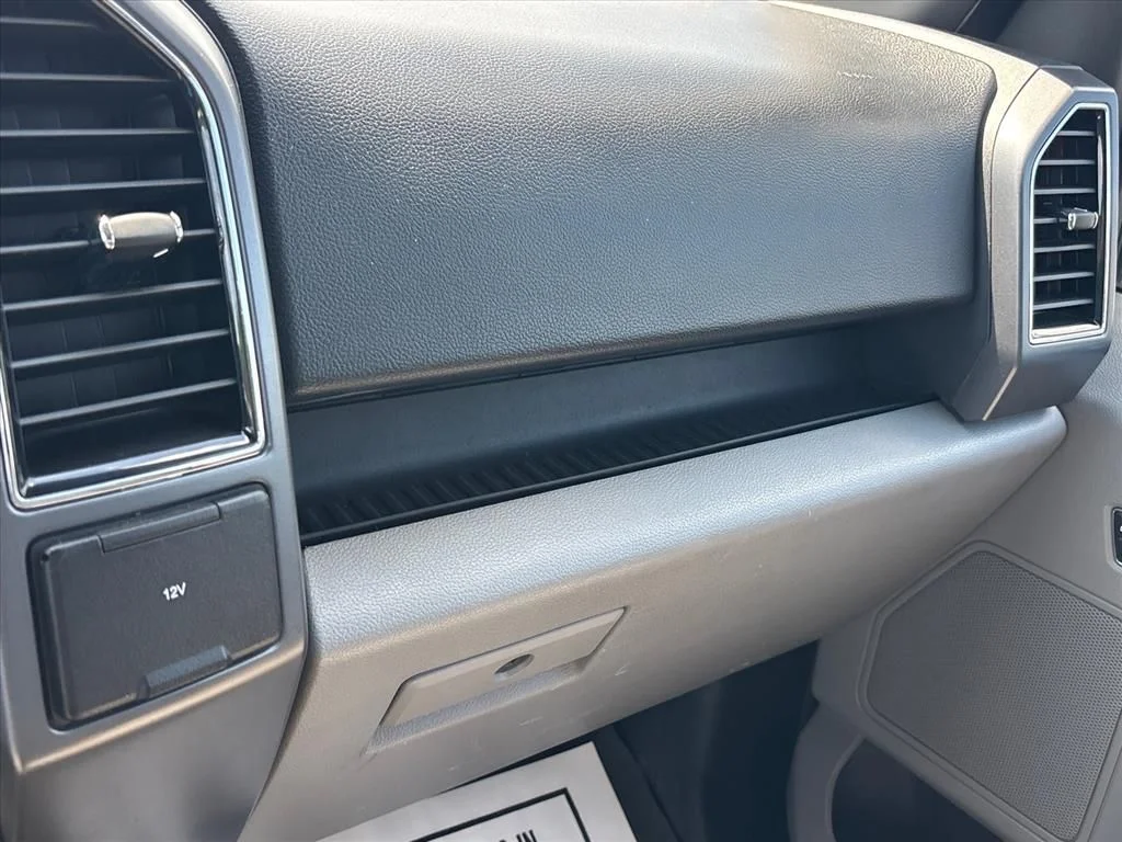 Used 2018 Black Ford XLT image 37