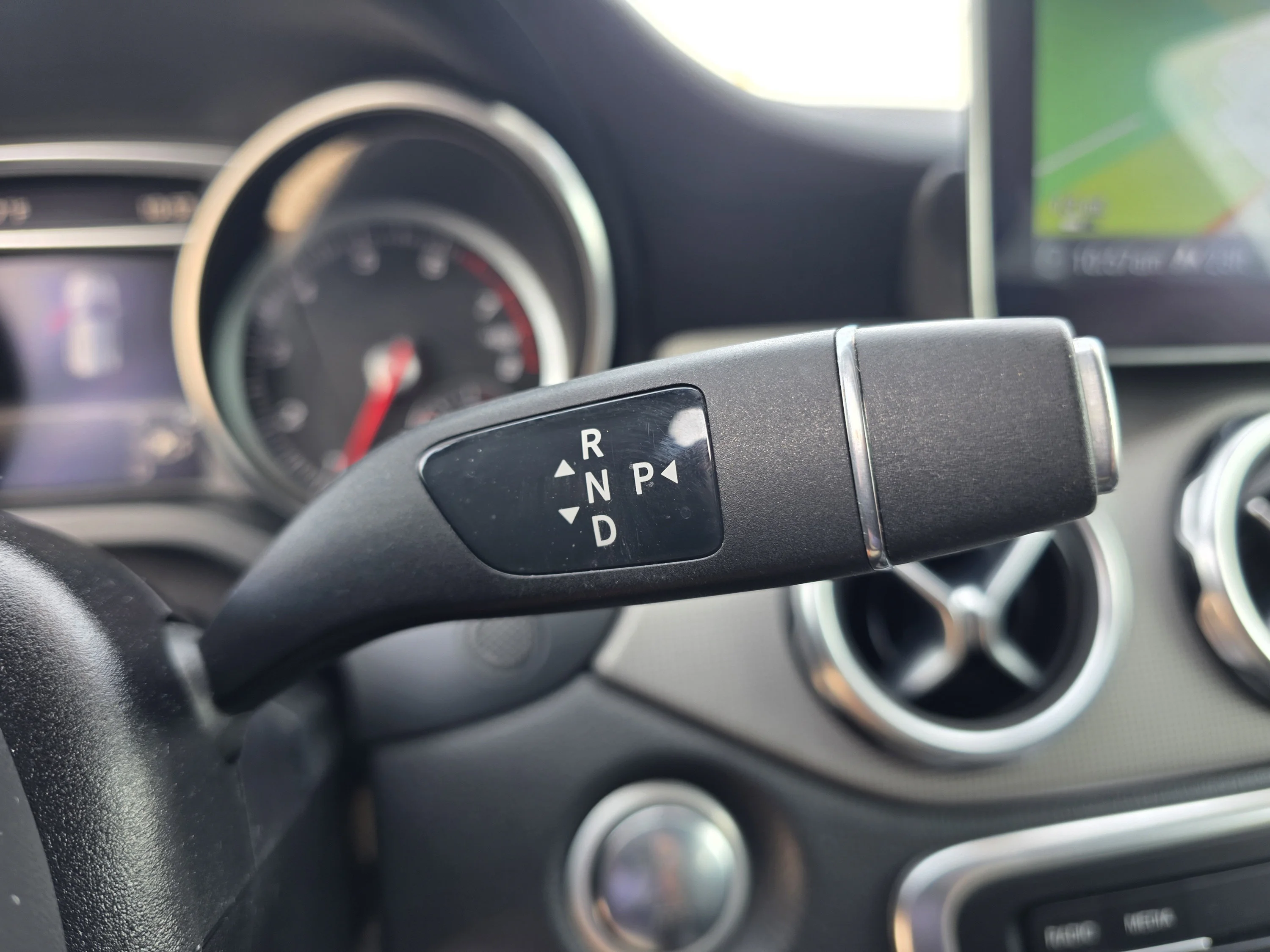 Used 2020 Cosmos Black Metallic Mercedes-Benz GLA 250 image 28