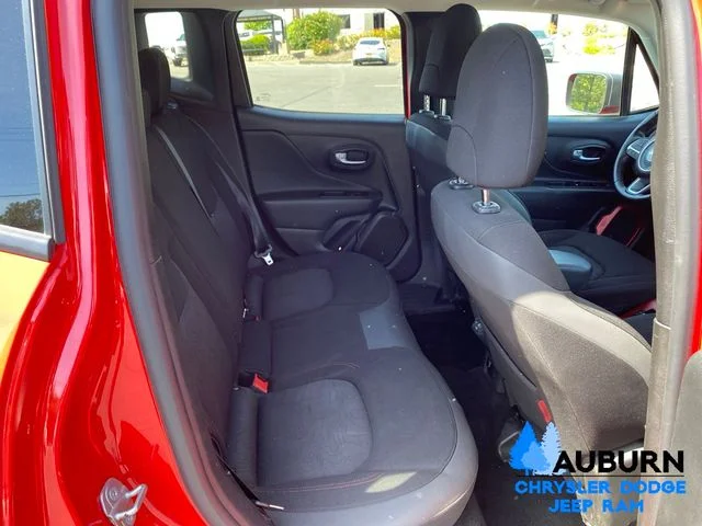 Used 2020 Red Jeep Trailhawk image 15
