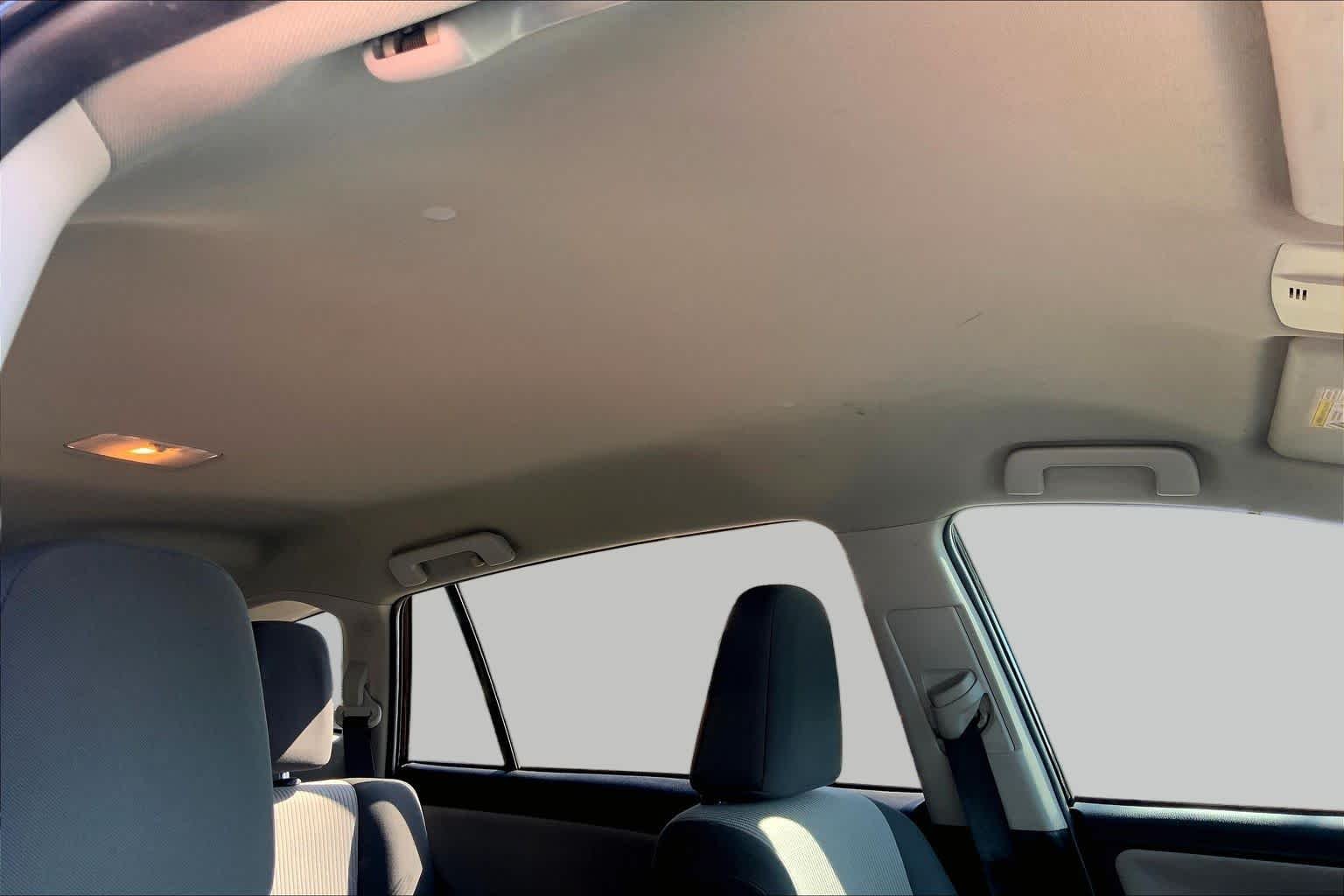 Used 2015 Black Toyota LE image 14