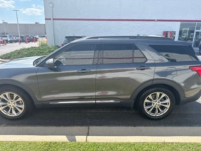 Used 2020 Gray Ford XLT image 4