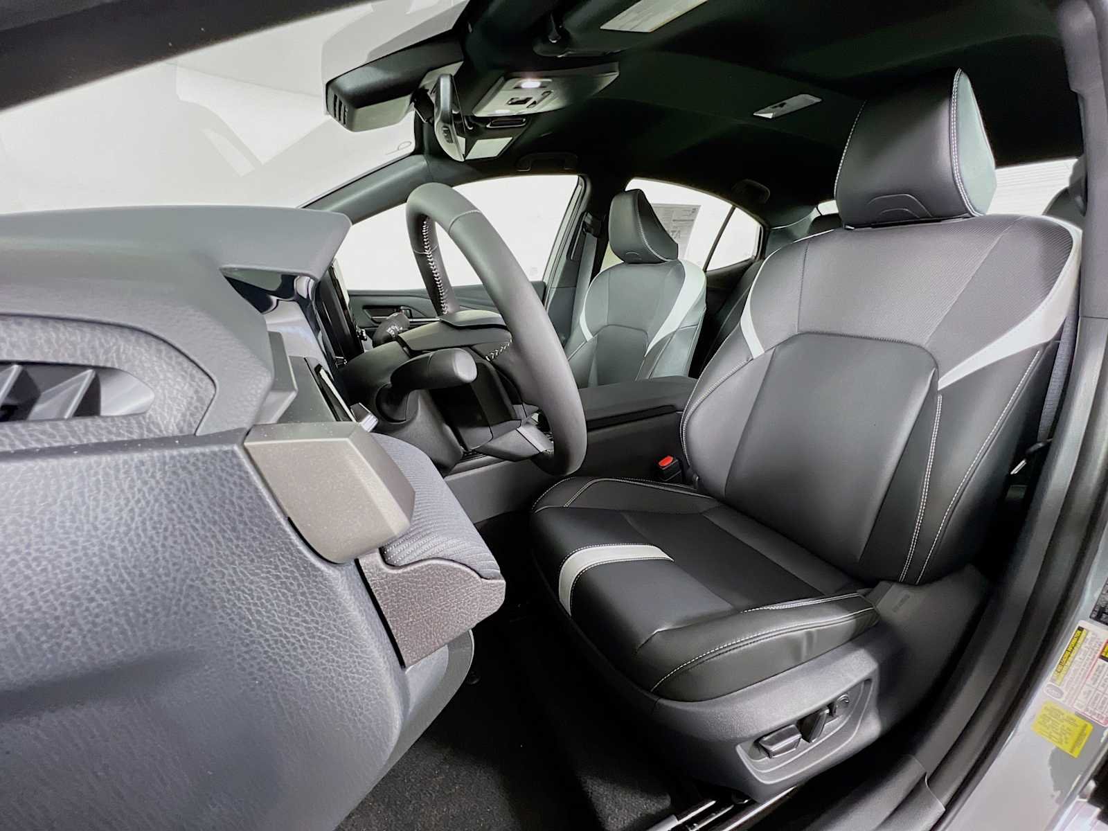 2026 Toyota Camry — photo 13