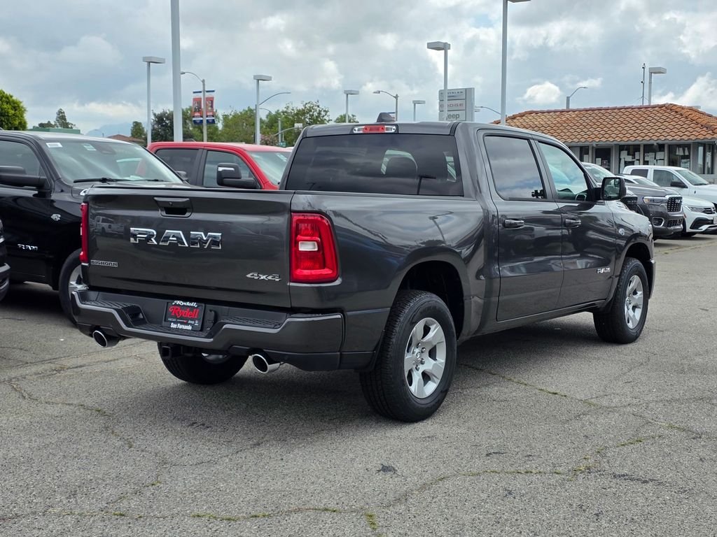 New 2026 Granite Crystal Metallic Clear-Coat Exterior Paint RAM Big Horn/Lone Star image 4