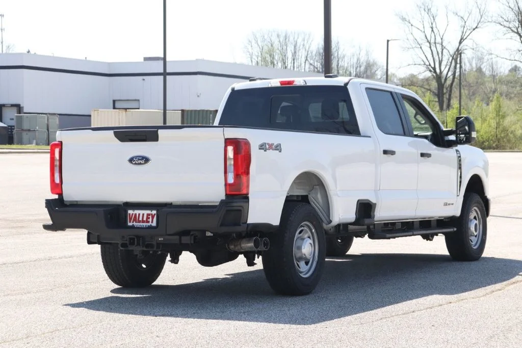 New 2026 White Ford XL image 9