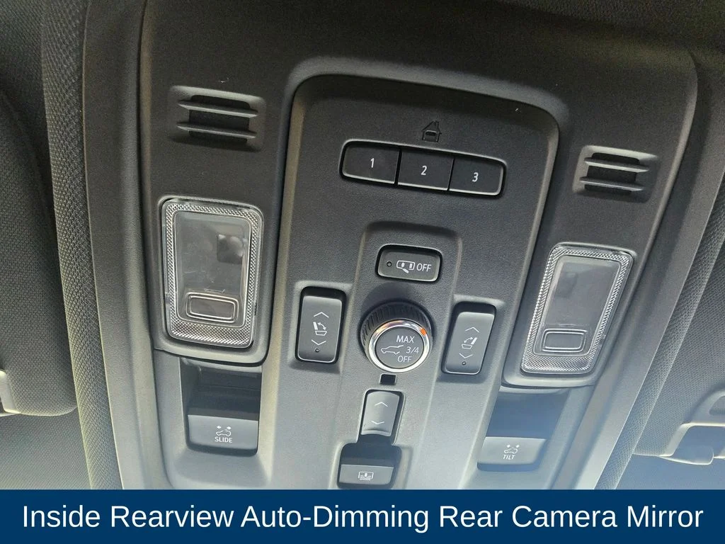 Used 2021 Black Chevrolet High Country image 36