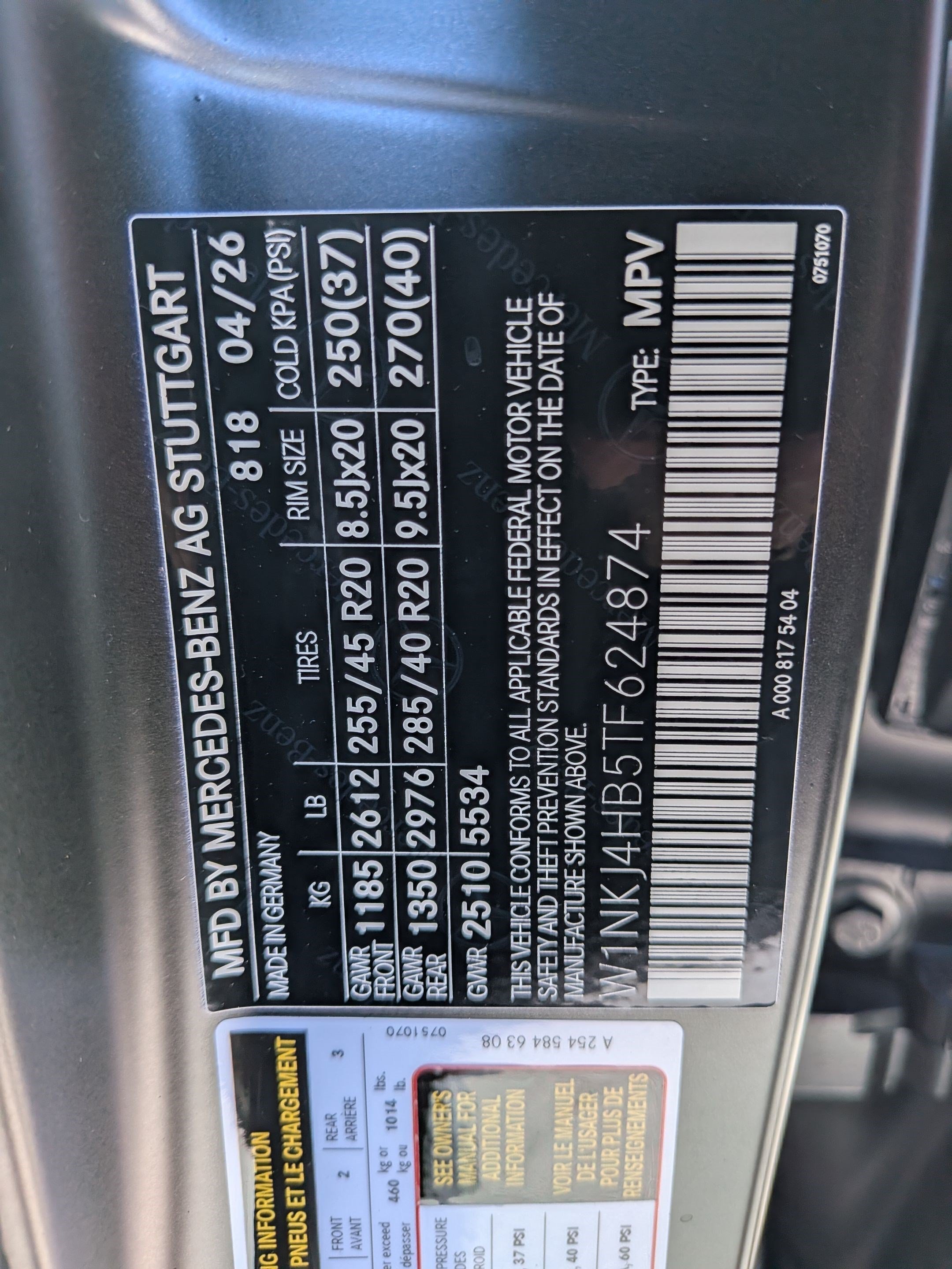New 2026 MANUFAKTUR exclusive graphite grey magno Mercedes-Benz GLC 300 image 15