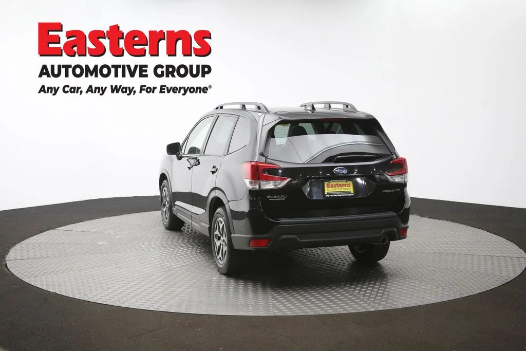 Used 2022 Black Subaru Premium image 69