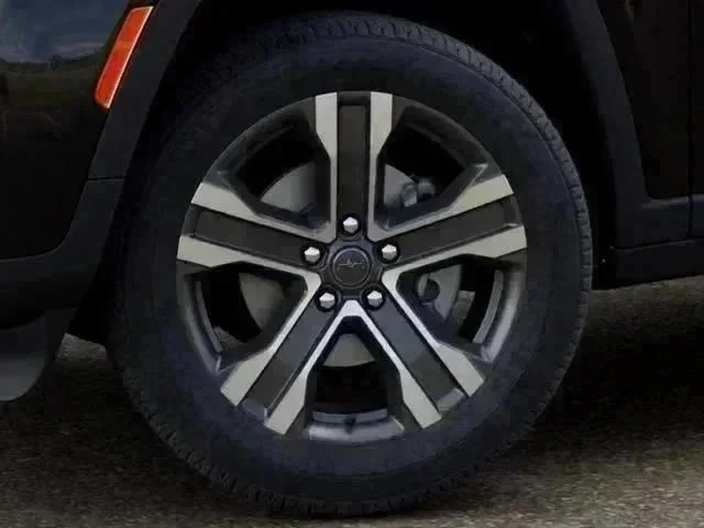 New 2027 High-Gloss Black Paint Jeep Limited image 16