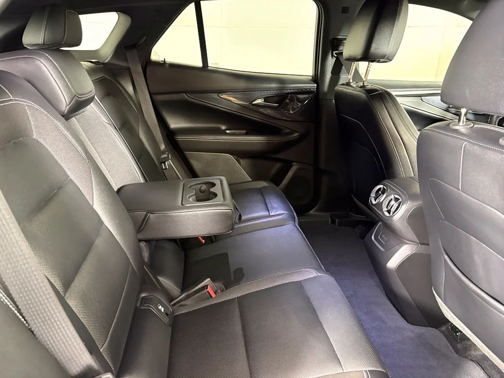 Used 2025 White Chevrolet LT image 17