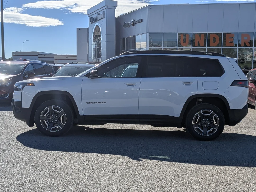 New 2026 White Jeep Limited - - Panoramic Sunroof - Leatherette Seats - Power Liftgate - Wireless Charge & More! image 5