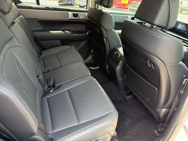 Used 2026 White Hyundai SEL image 31