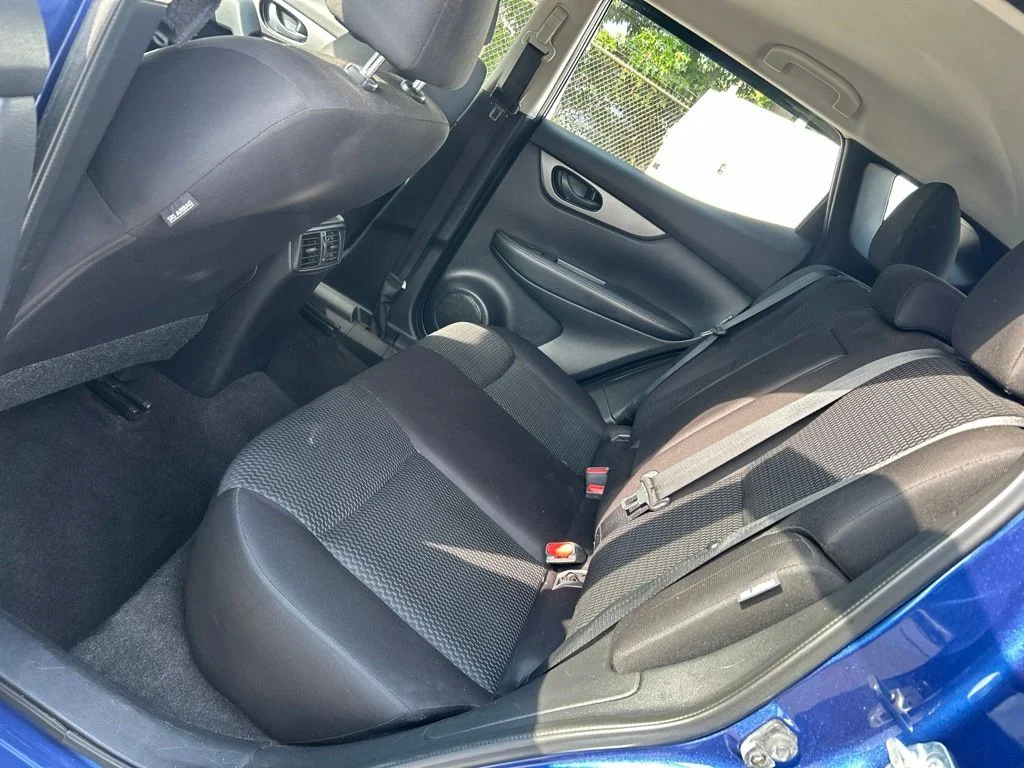 Used 2021 Blue Nissan S image 26