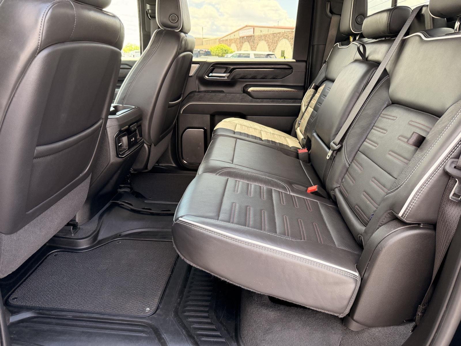 Used 2025 Onyx Black GMC AT4X image 20