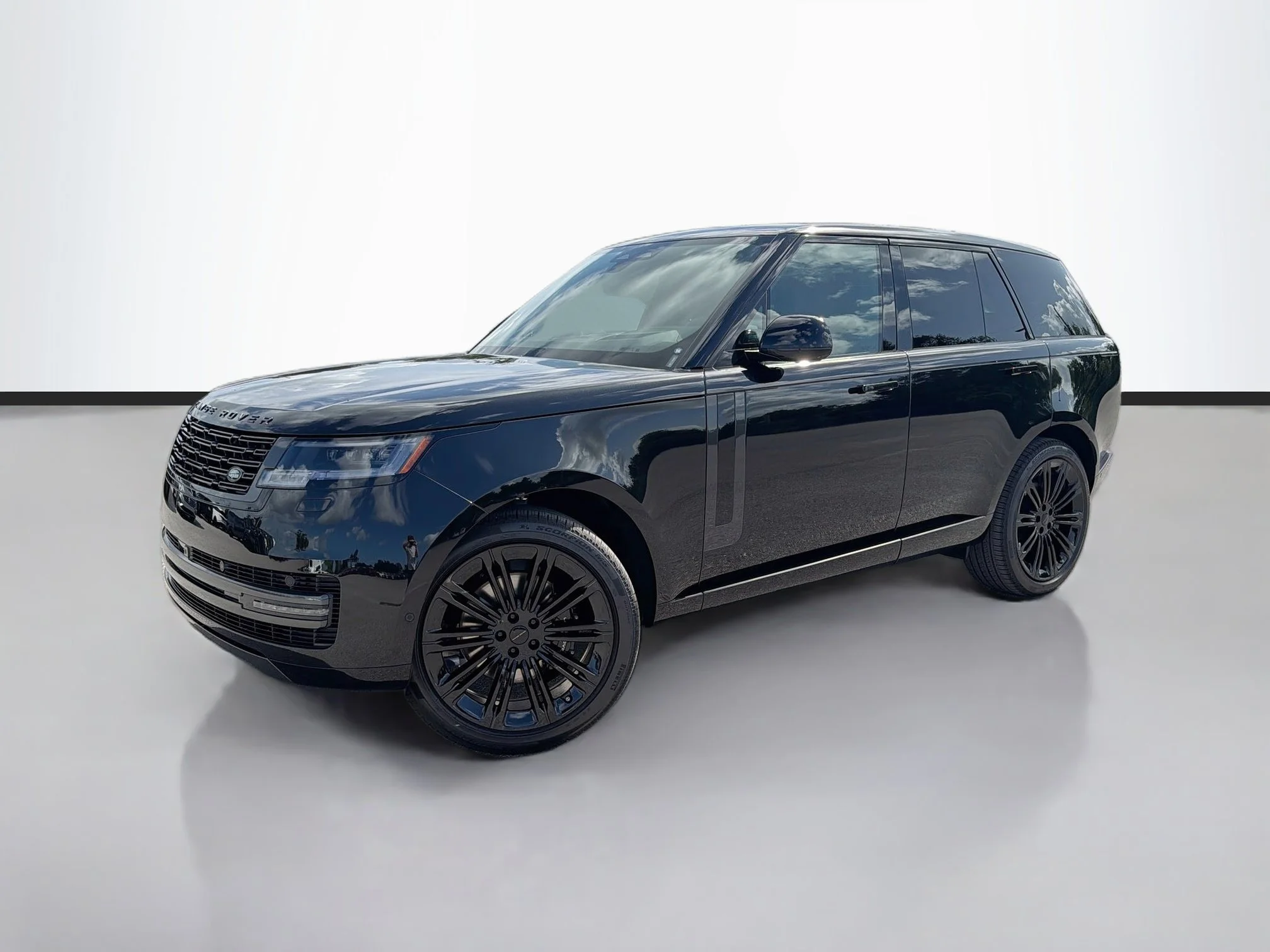 New 2026 Santorini Black Land Rover SE image 1
