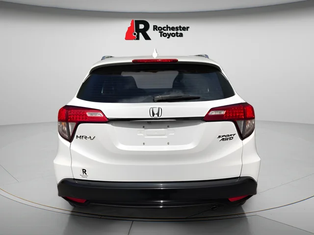 Used 2020  Honda Sport image 6