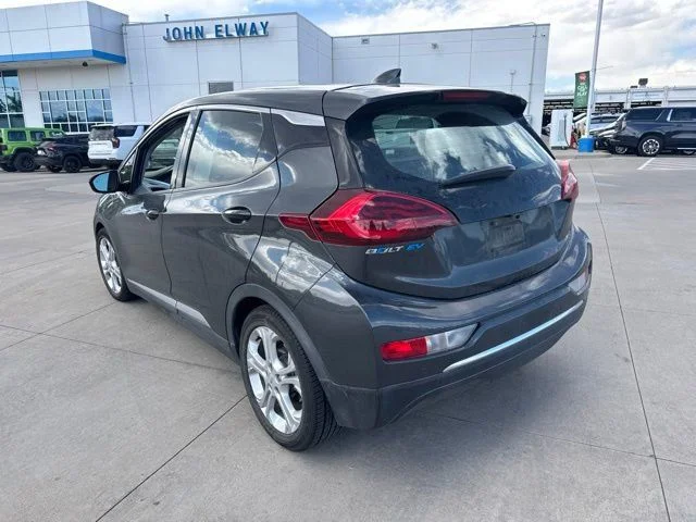 Used 2021 Gray Chevrolet LT image 7