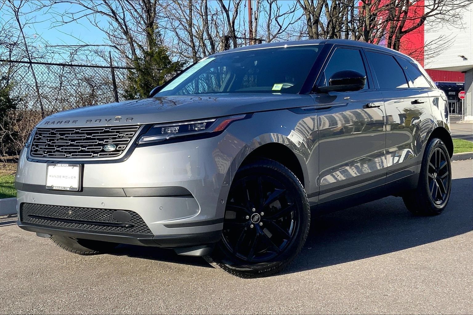 2026 Land Rover Range Rover Velar P250 S's photo