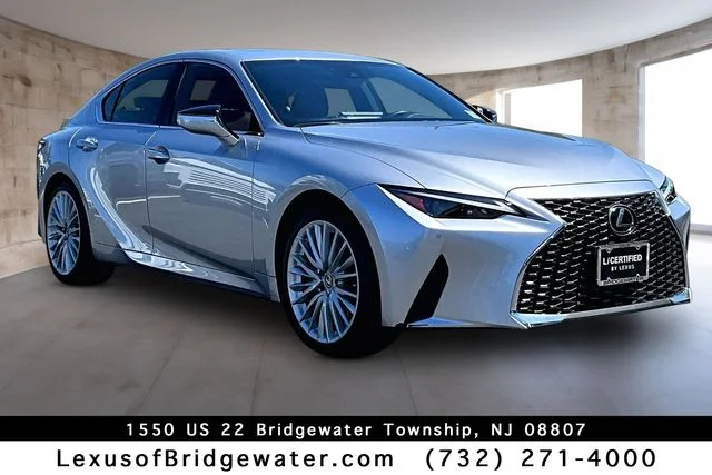2022 Lexus IS 350 300 AWD's photo